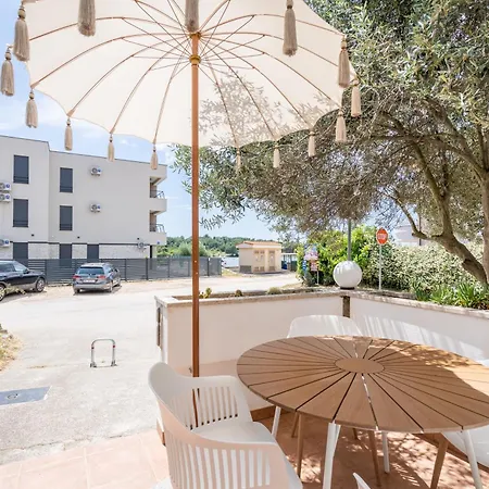 App Akumal-25m Zum Meer, Privatparkplatz, 50 Zoll Smart Tv, Sat * Medulin